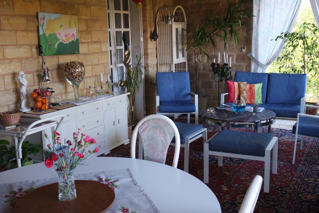 Le Balcon Des Jasses Panzió Espère Kültér fotó
